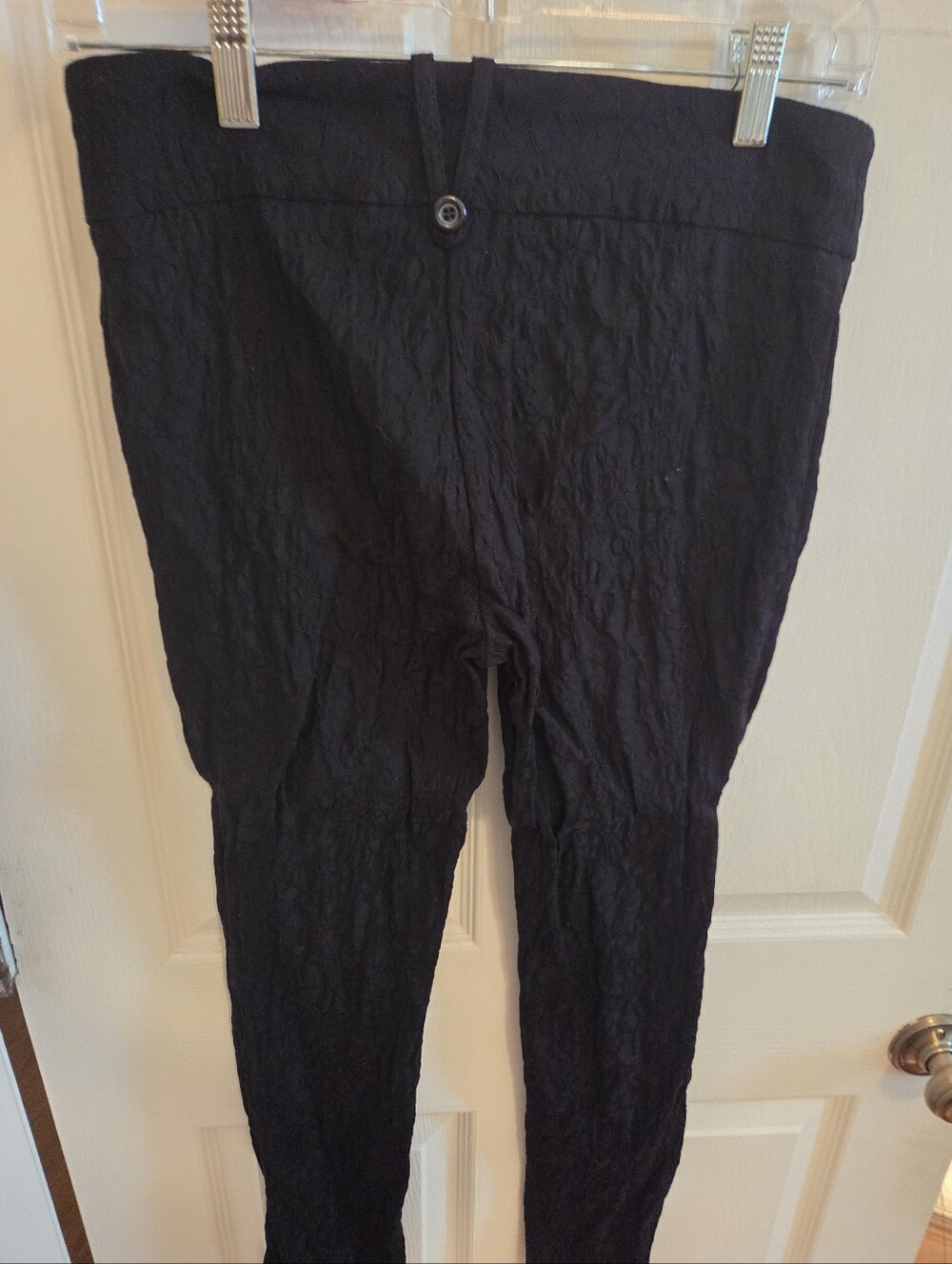 Soho Apparel Black Stretch Leggings with Subtle Texture